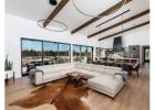 Find tailor-made and aesthetically pleasing Luxury Cabinet designs from DRCC