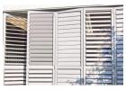 Adjustable Louvre Screens for Stylish Privacy & Outdoor Comfort